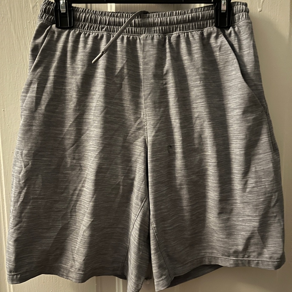 Lululemon. Small. Gray shorts.